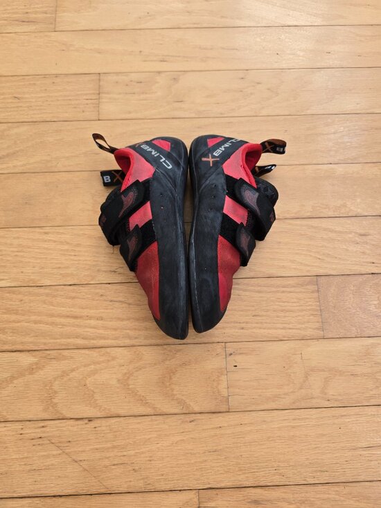Climb X | Rave Strap red black sporty rock climbing shoes | MENS 7.5 main image 4
